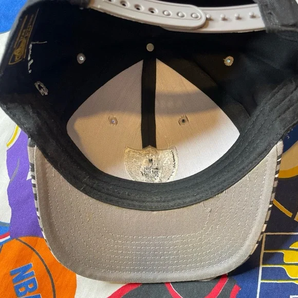 Vintage Los Angeles Raiders Zubaz SnapBack Hat - Picture 5 of 5